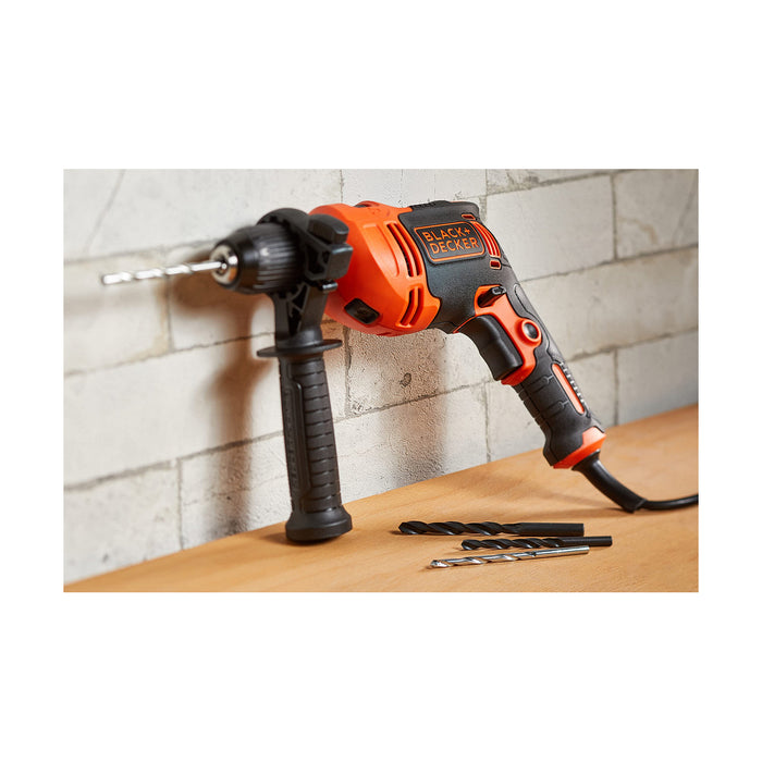 Set de taladro y accesorios Black & Decker BEH710K-QS 230 V 710 W